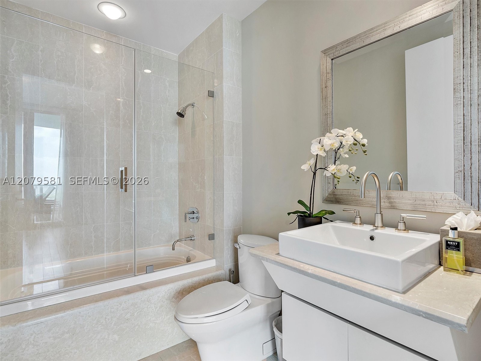 2627 S Bayshore Dr #2106 Miami, FL 33133