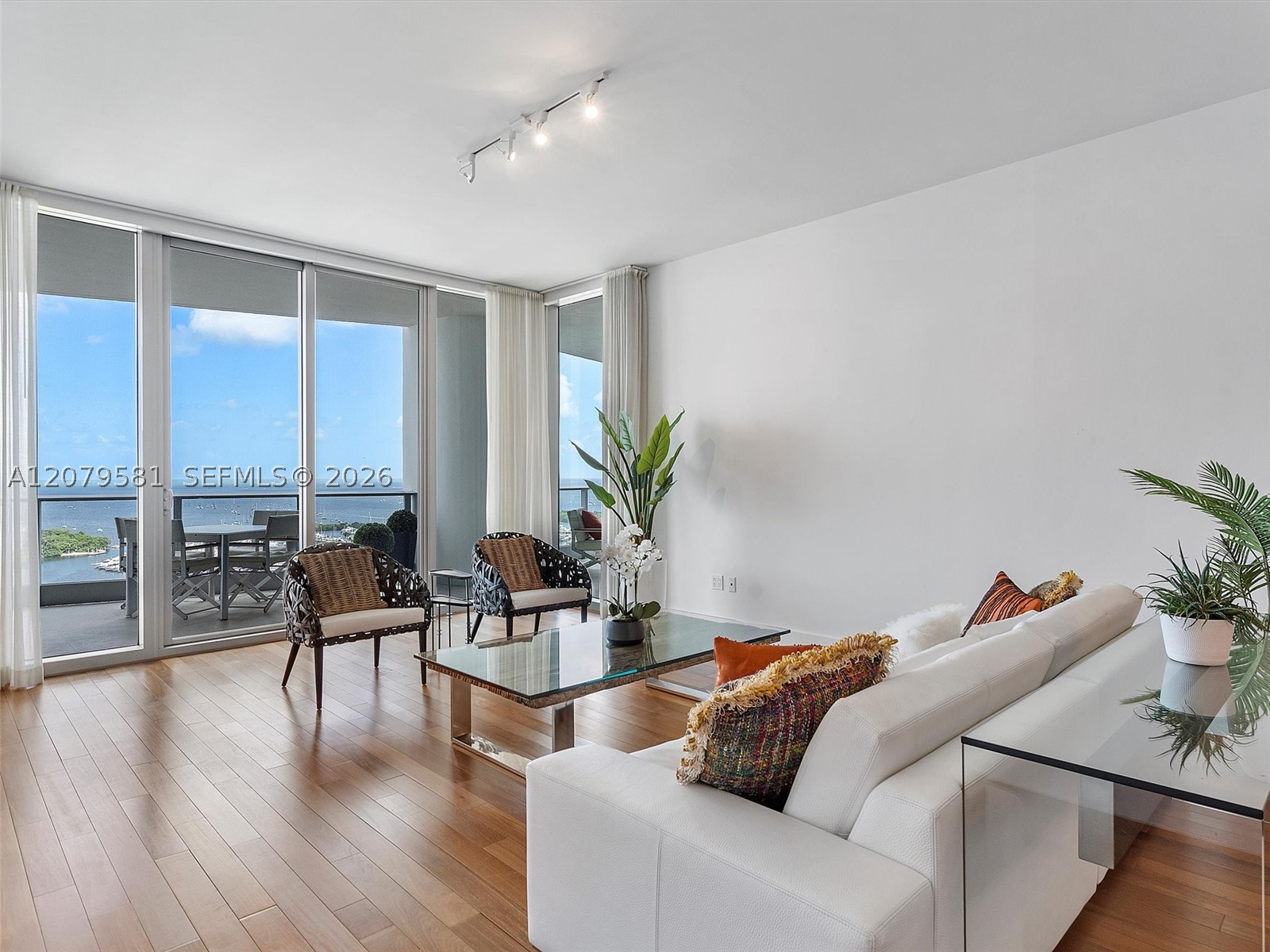 2627 S Bayshore Dr #2106 Miami, FL 33133