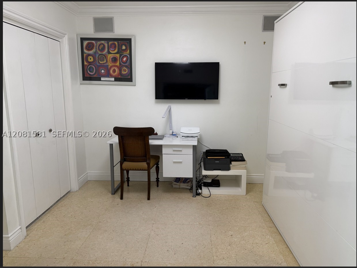 9401 Collins Ave #405 Surfside, FL 33154