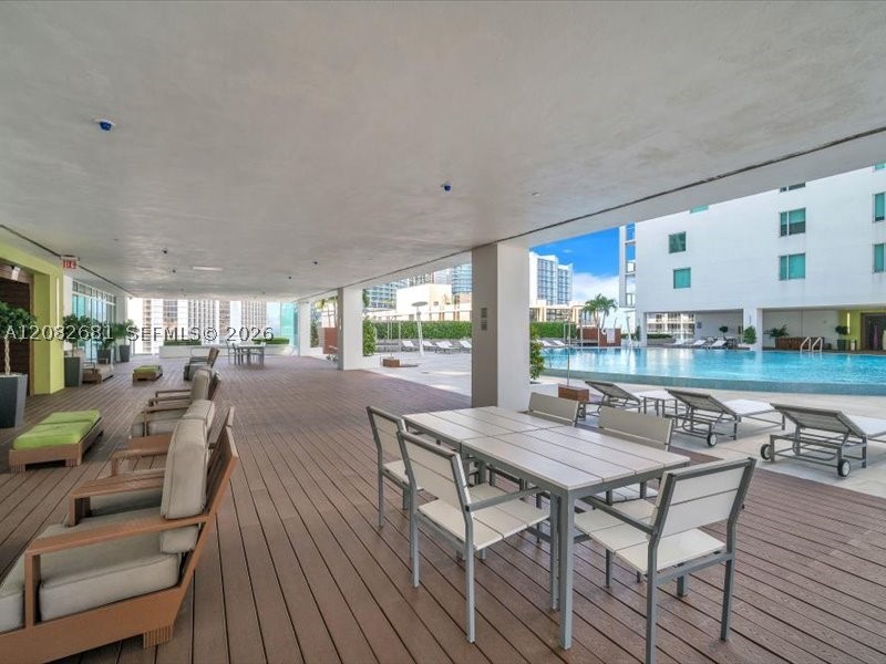 image 500 Brickell West25