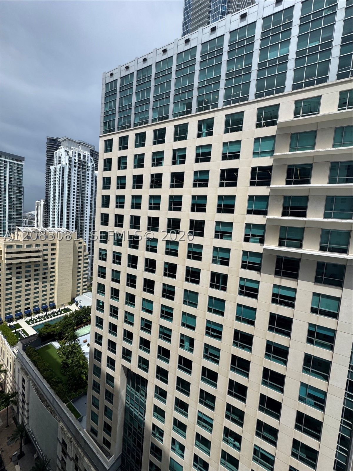 image The Club At Brickell Bay27