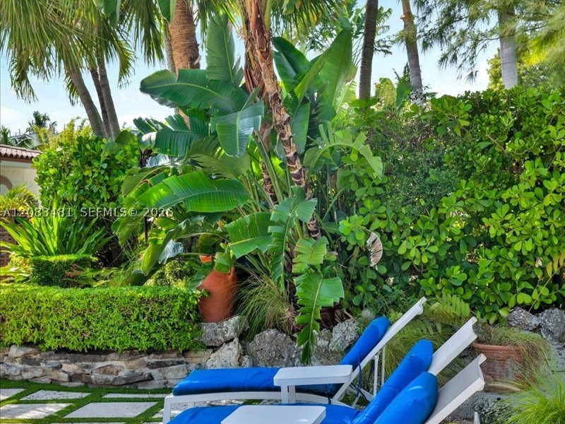 1150 N Biscayne Pt Rd Miami Beach, FL 33141
