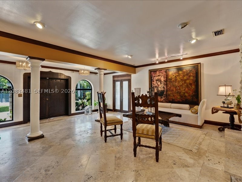 1150 N Biscayne Pt Rd Miami Beach, FL 33141