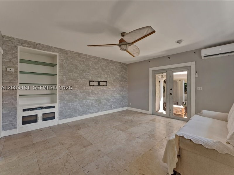 1150 N Biscayne Pt Rd Miami Beach, FL 33141