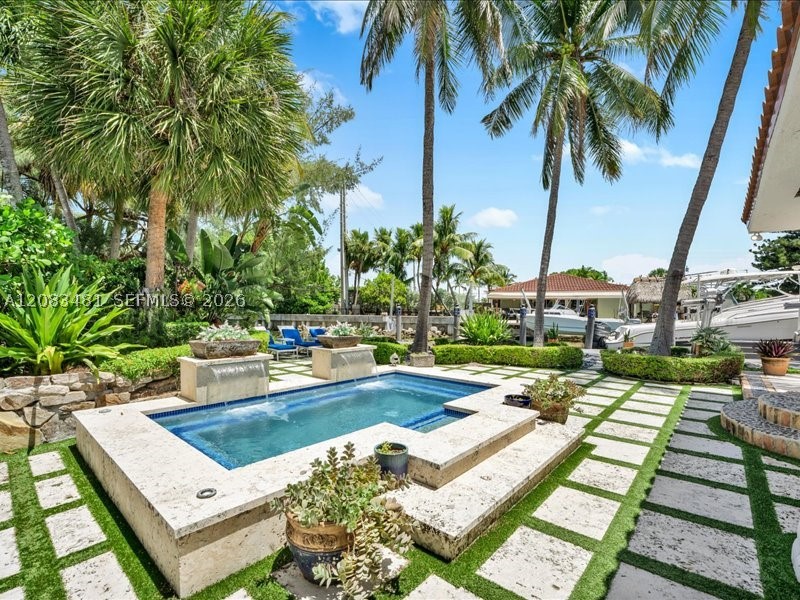 1150 N Biscayne Pt Rd Miami Beach, FL 33141