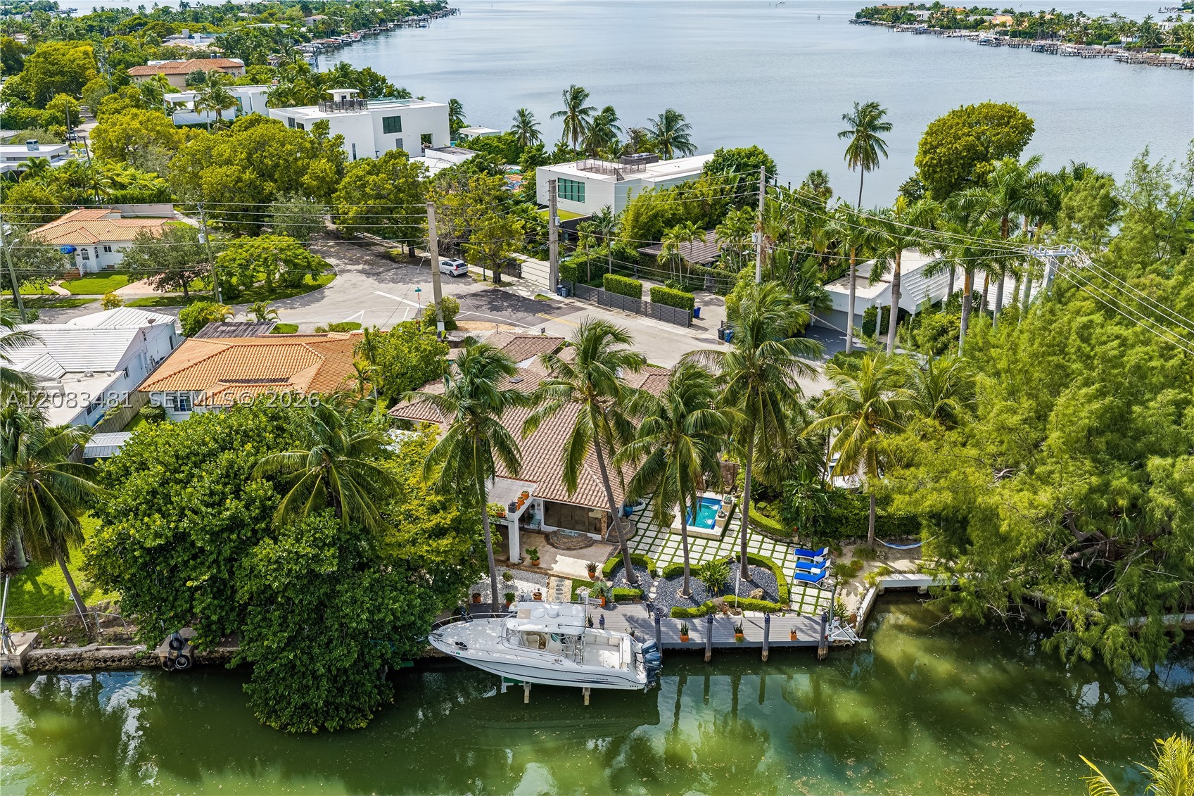 1150 N Biscayne Pt Rd Miami Beach, FL 33141