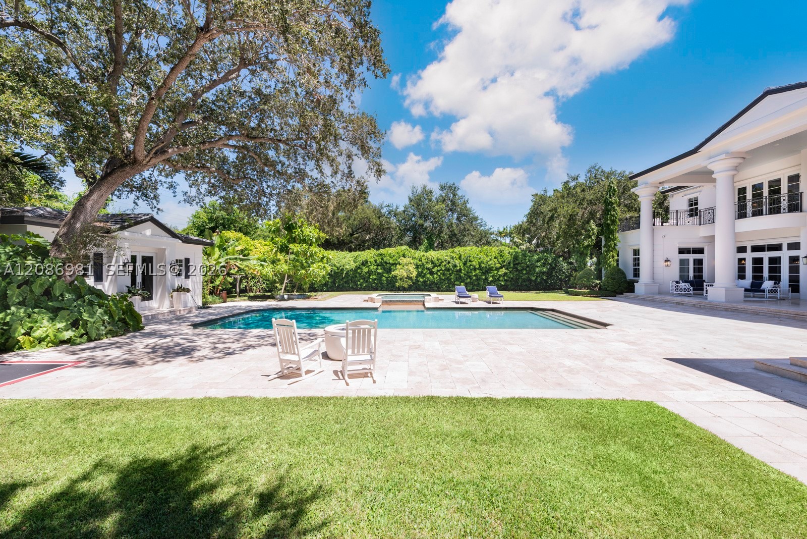 6045 SW 106th St Pinecrest, FL 33156