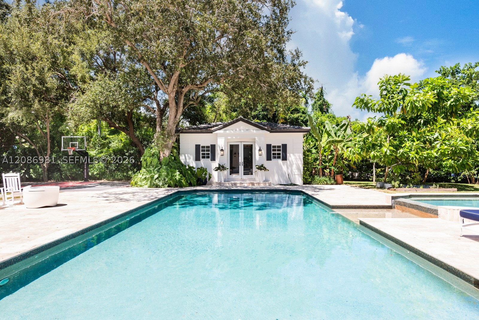 6045 SW 106th St Pinecrest, FL 33156