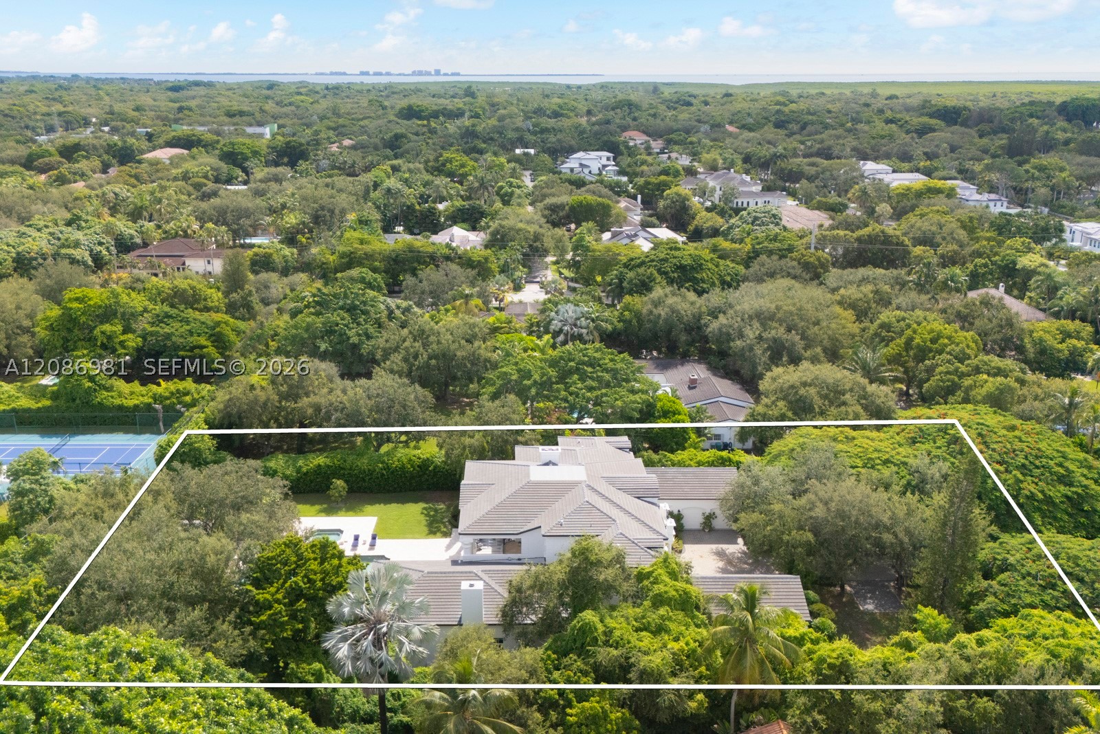 6045 SW 106th St Pinecrest, FL 33156