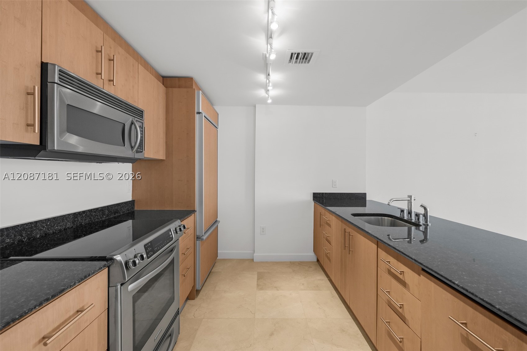 10275 Collins Ave #1511 Bal Harbour, FL 33154