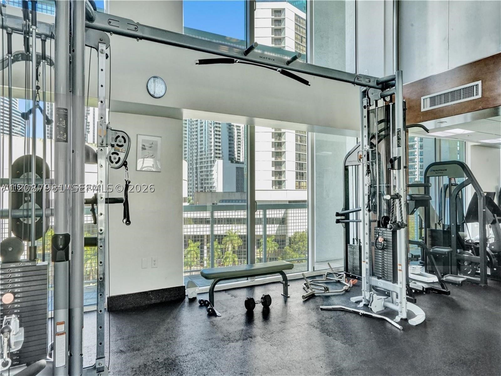 image Brickell on the River North34