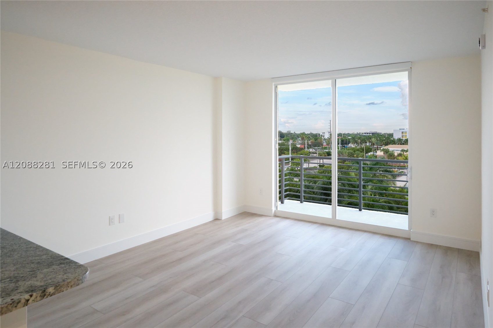 image The Venture at Aventura1