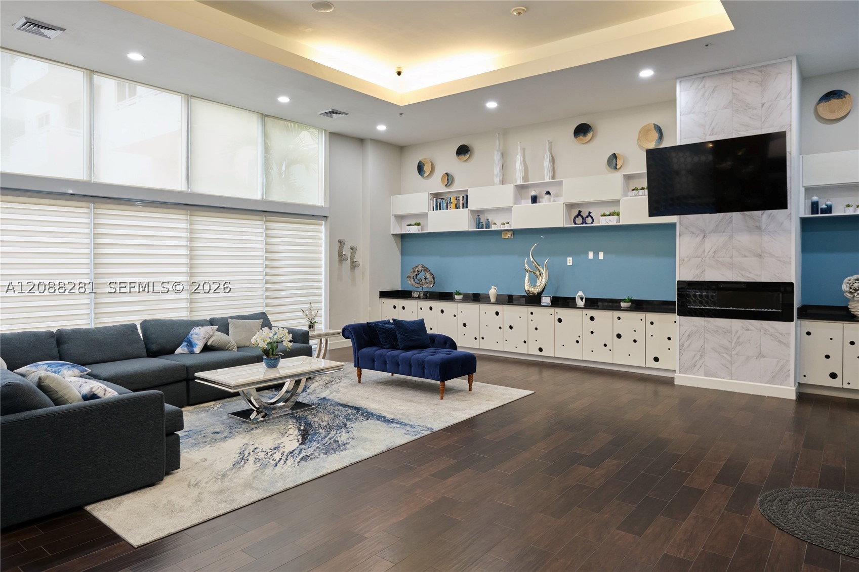 image The Venture at Aventura22
