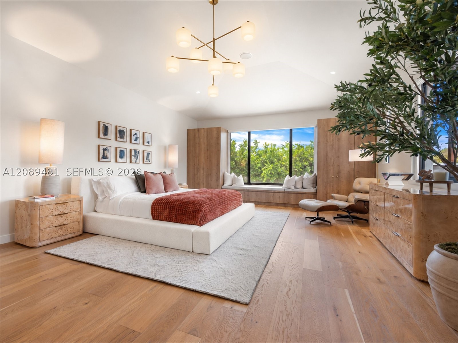 510 W 30th St Miami Beach, FL 33140