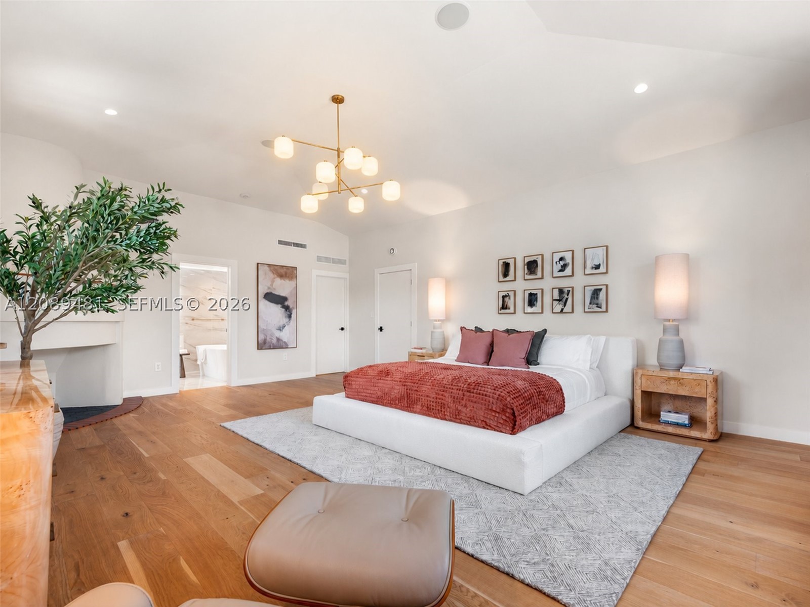 510 W 30th St Miami Beach, FL 33140