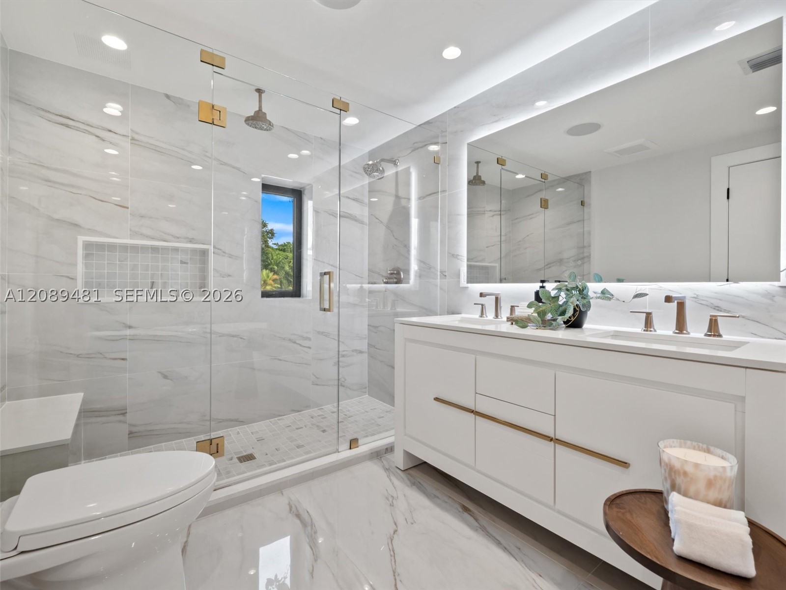 510 W 30th St Miami Beach, FL 33140
