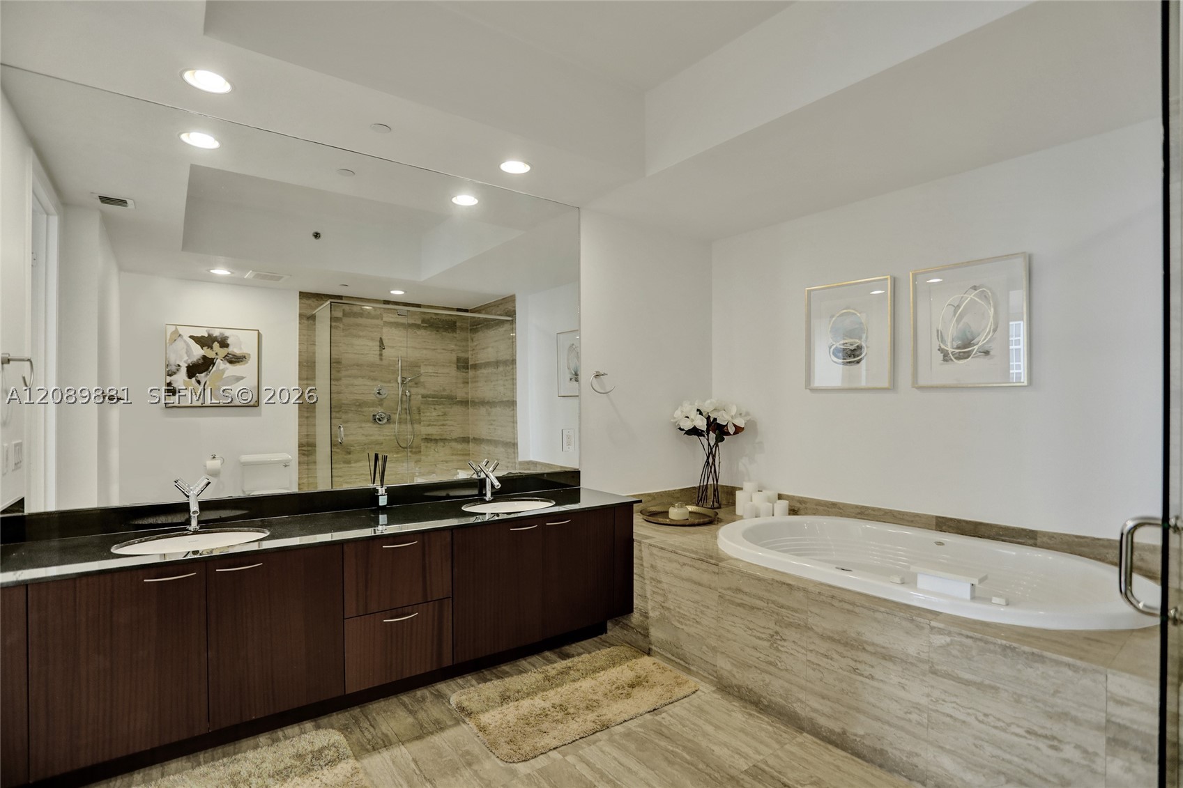 image Trump Tower II36
