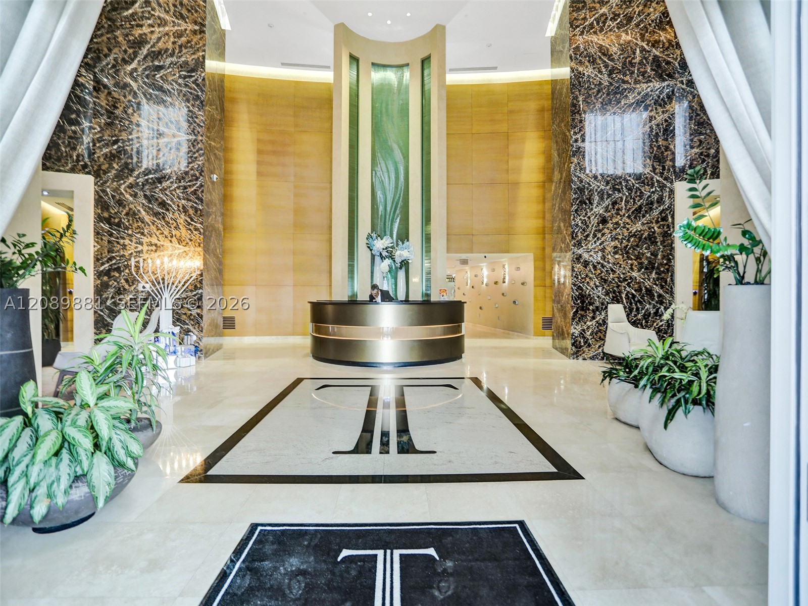 image Trump Tower II60