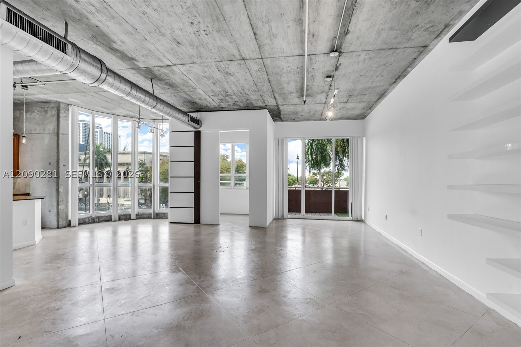 image Cite on the Bay West2