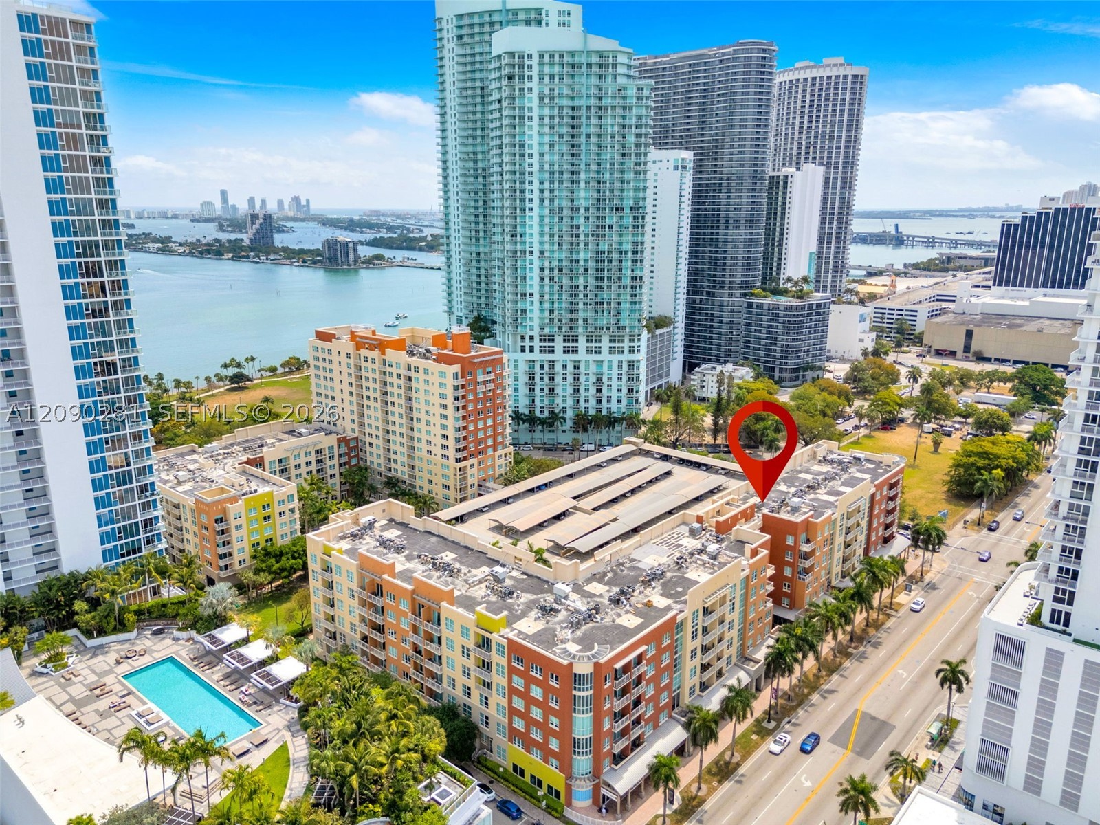 image Cite on the Bay West42