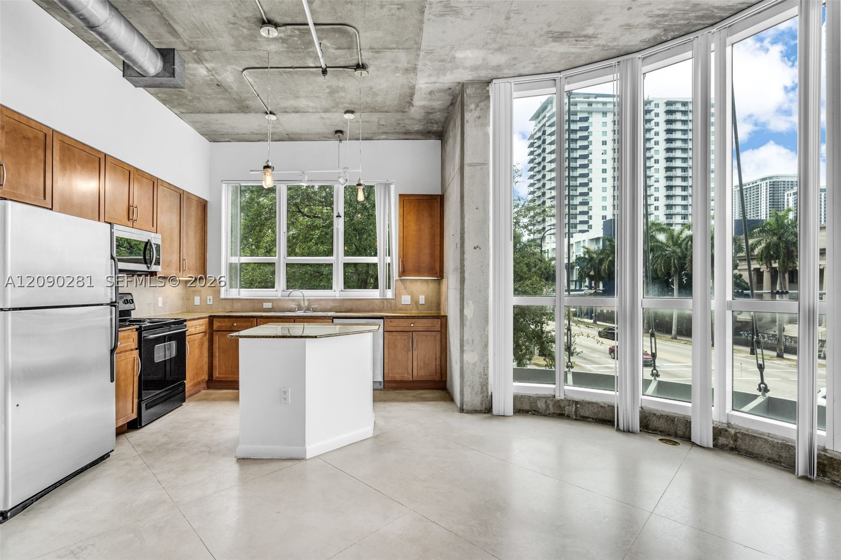 image Cite on the Bay West5