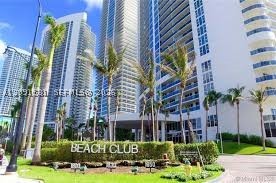 image Beach Club 10