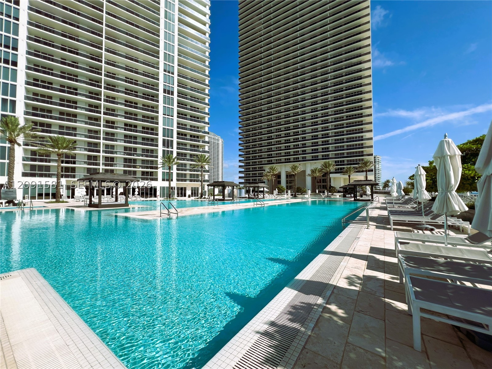 image Beach Club 11