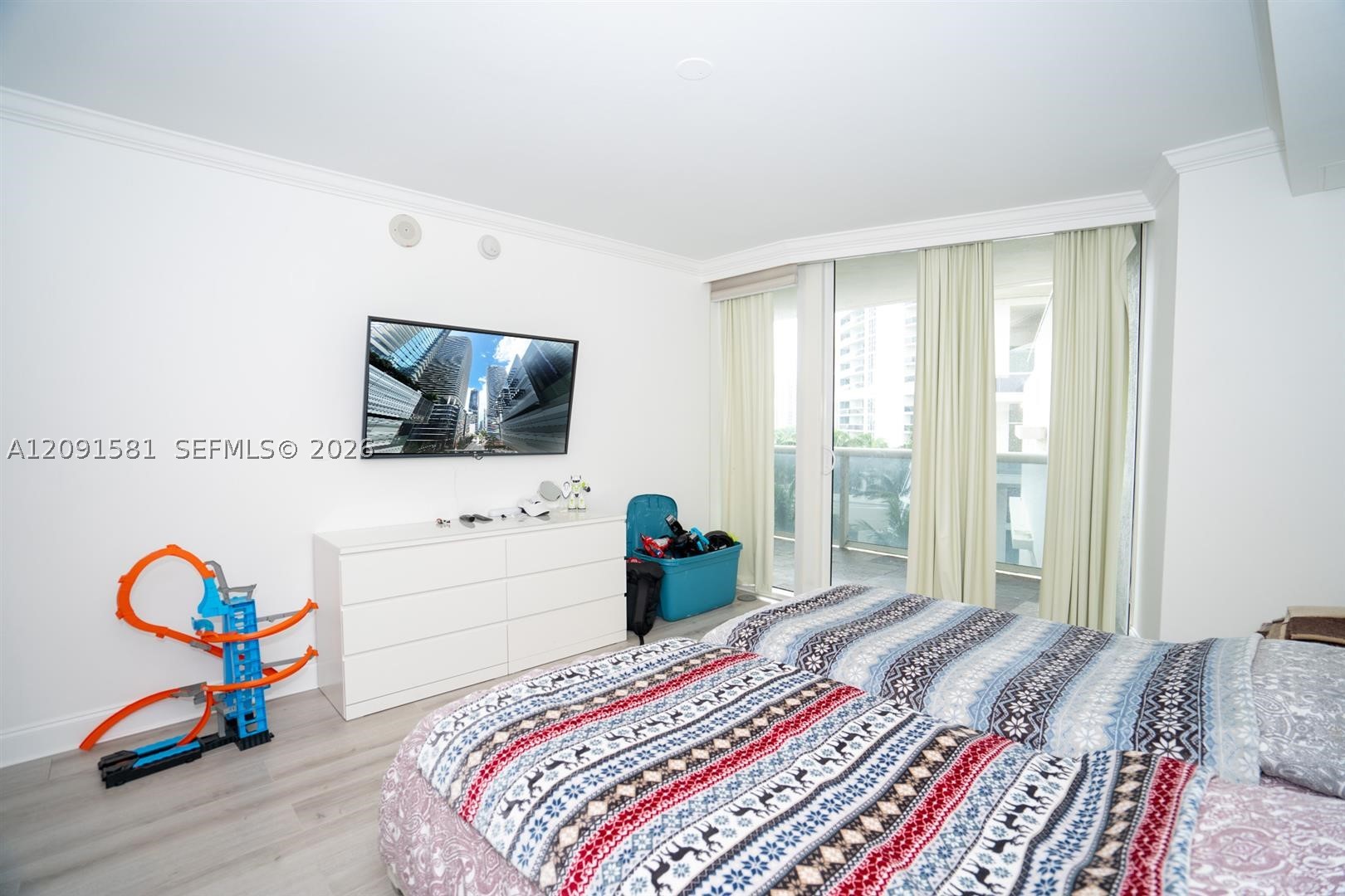 image Beach Club 124