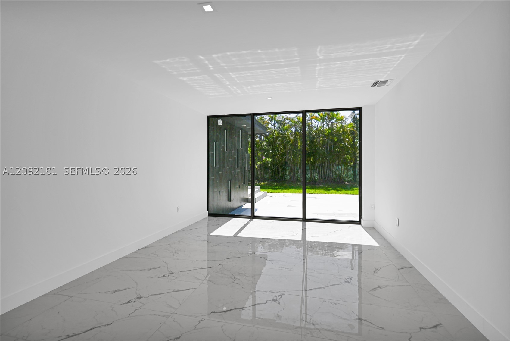 9505 SW 67th Ave Pinecrest, FL 33156