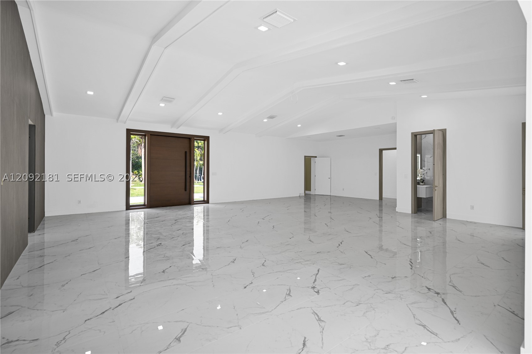 9505 SW 67th Ave Pinecrest, FL 33156