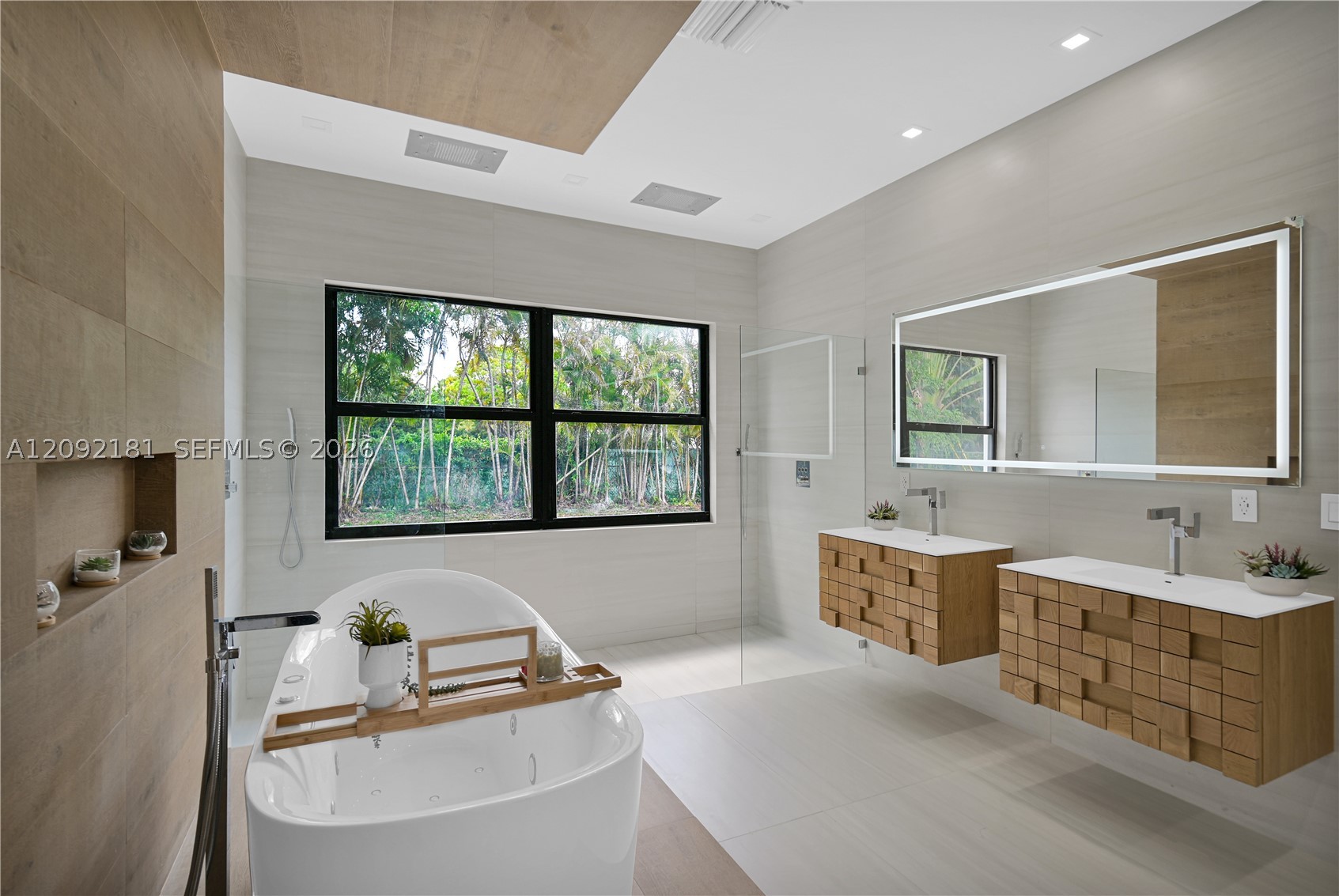 9505 SW 67th Ave Pinecrest, FL 33156