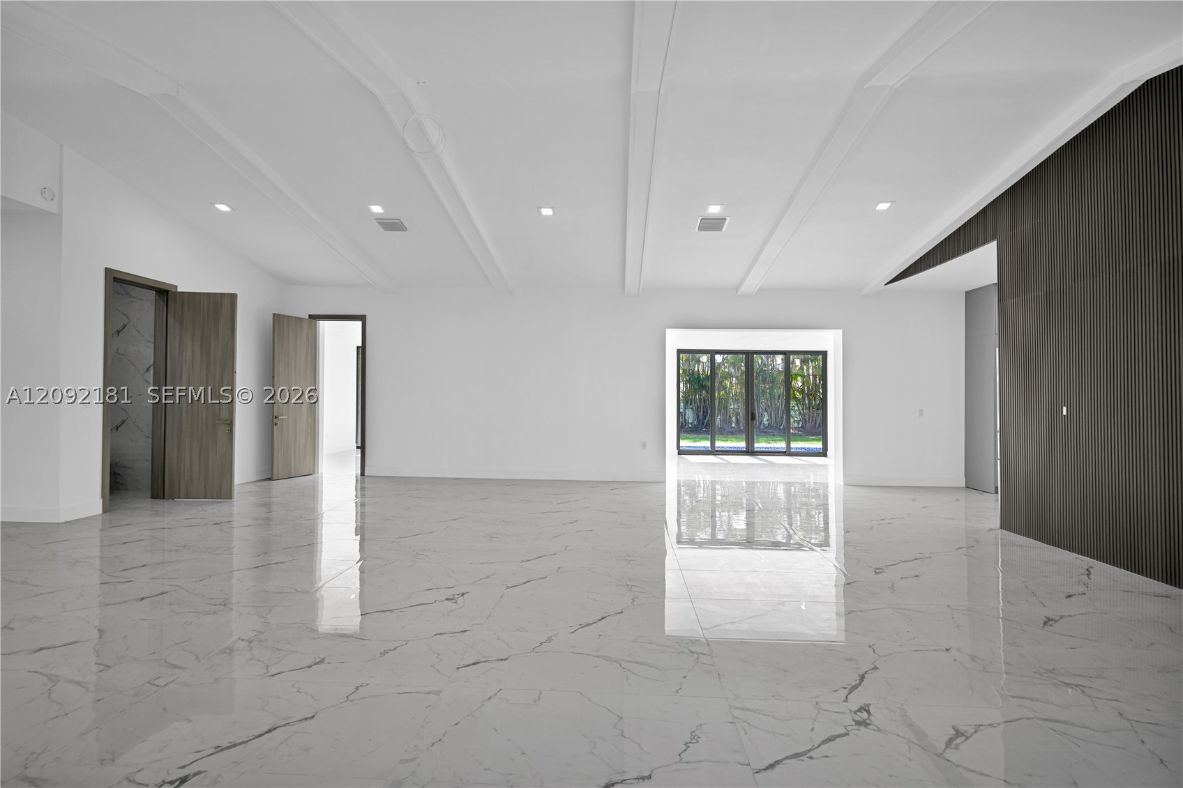 9505 SW 67th Ave Pinecrest, FL 33156