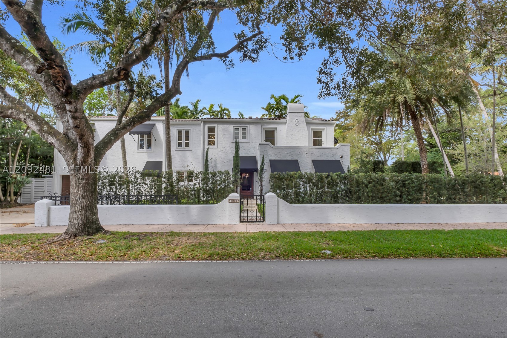 1222 Cortez St