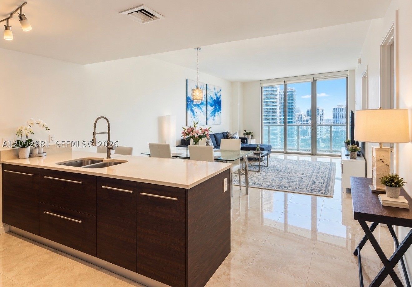 image Icon Brickell I5