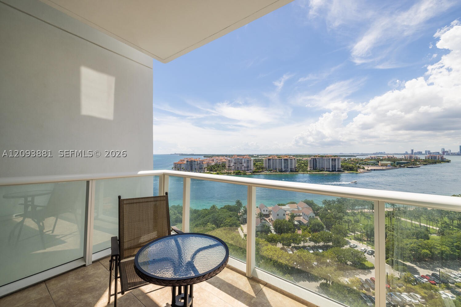 image Continuum South Beach South Tower19