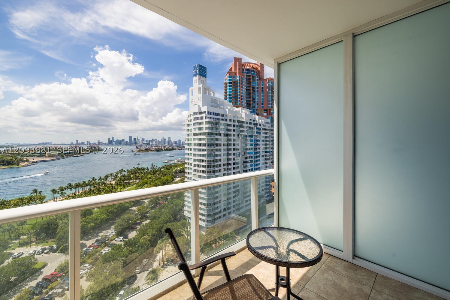 image Continuum South Beach South Tower20