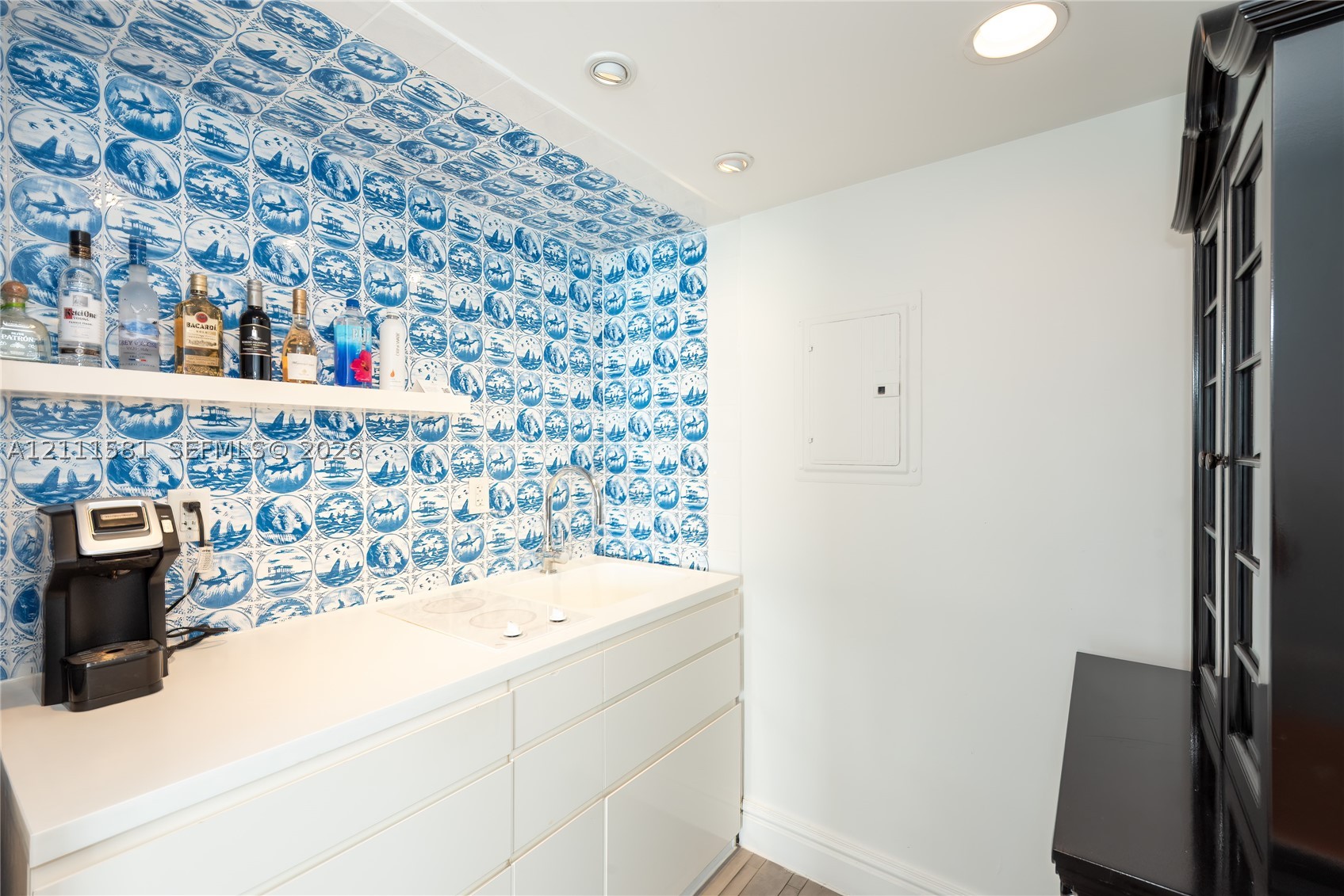 1100 West Ave #506 Miami Beach, FL 33139