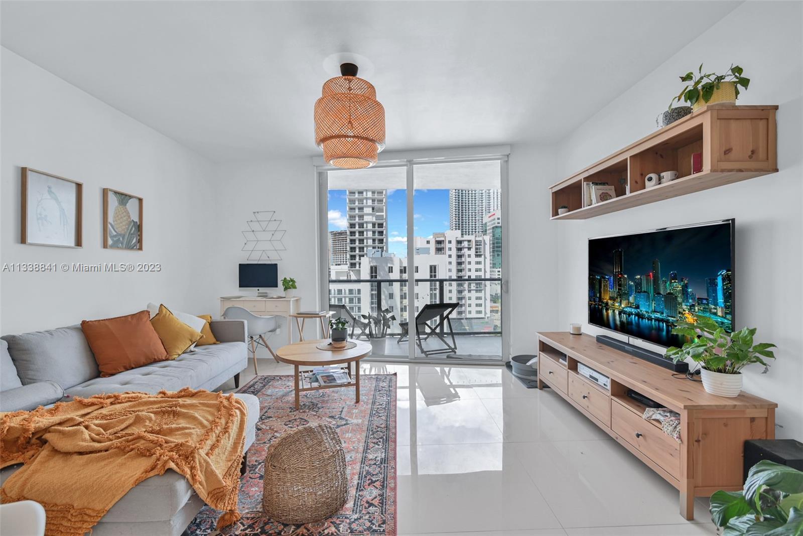 image Brickell Ten6
