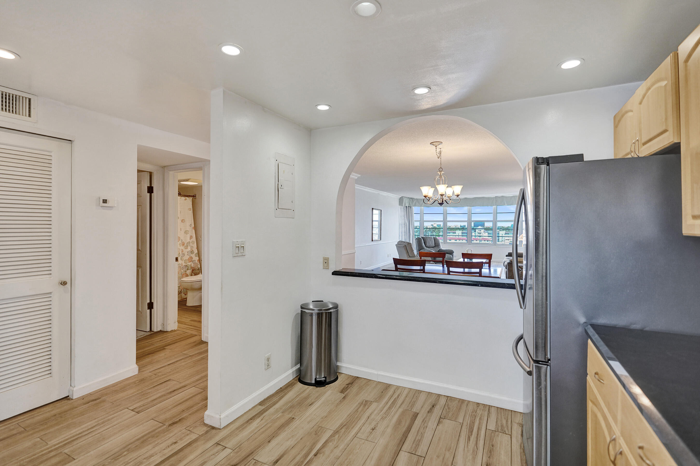 3051 NE 48th #702 Fort Lauderdale, FL 33308