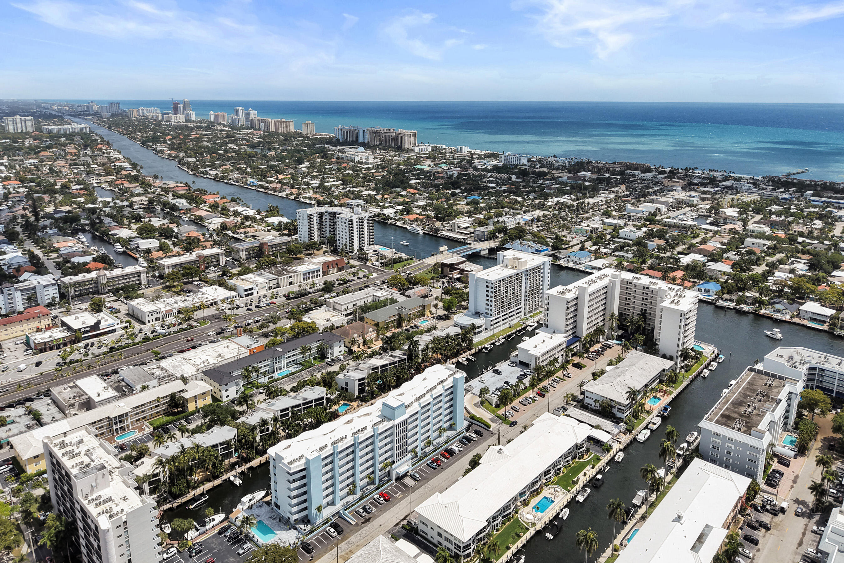 3051 NE 48th #702 Fort Lauderdale, FL 33308