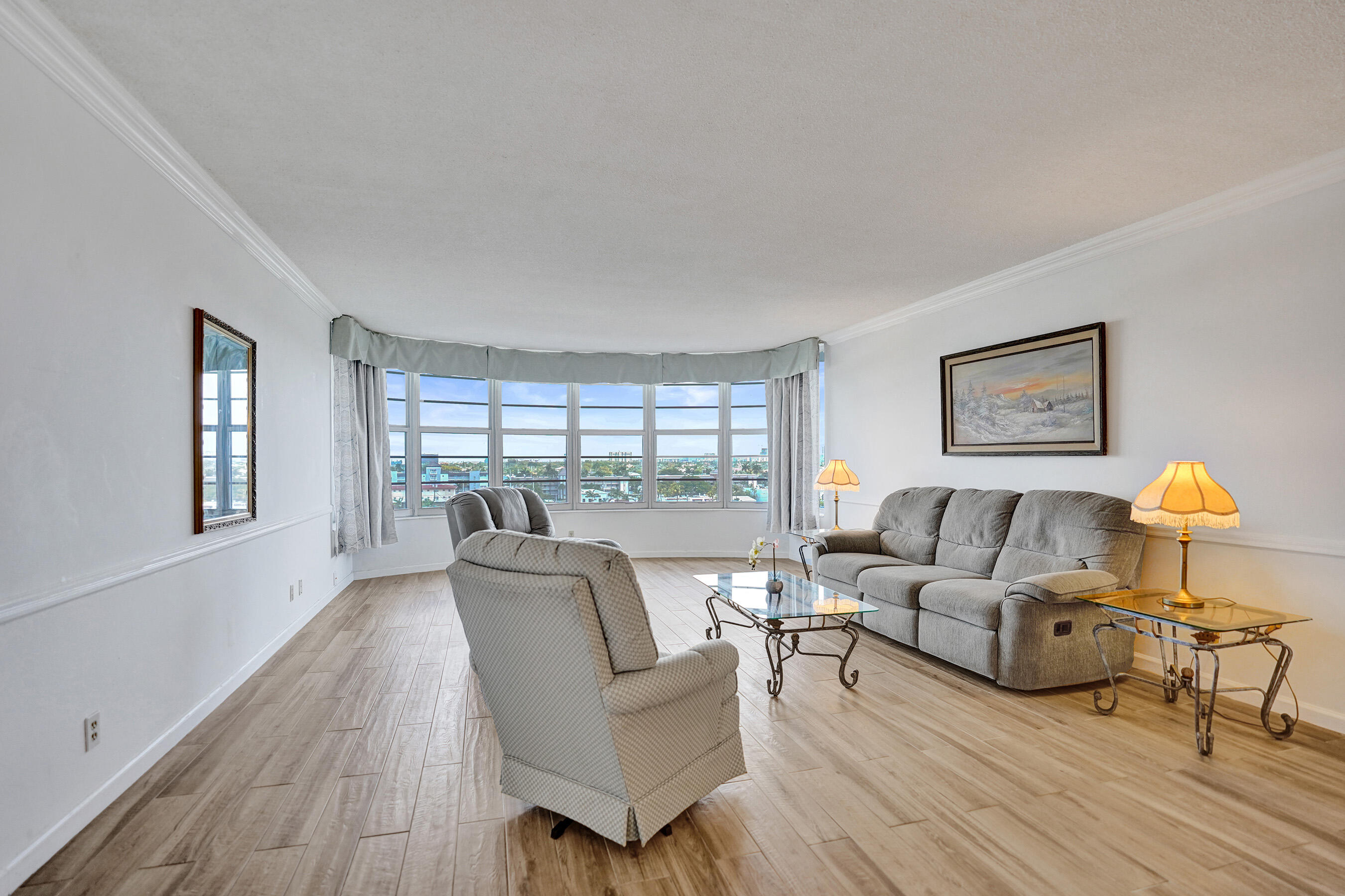 3051 NE 48th #702 Fort Lauderdale, FL 33308
