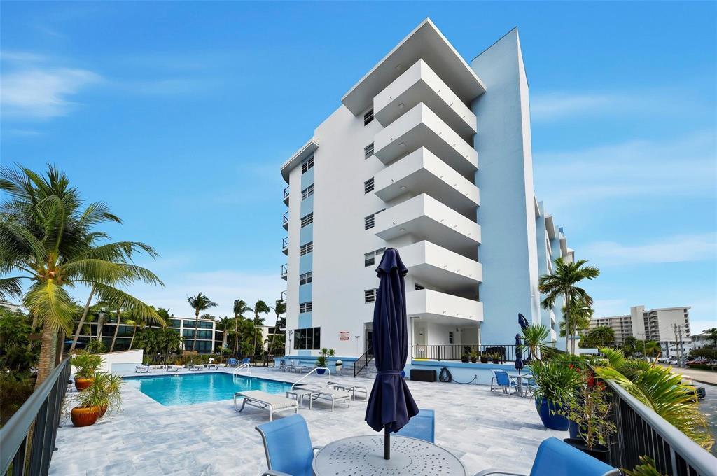 3051 NE 48th #702 Fort Lauderdale, FL 33308