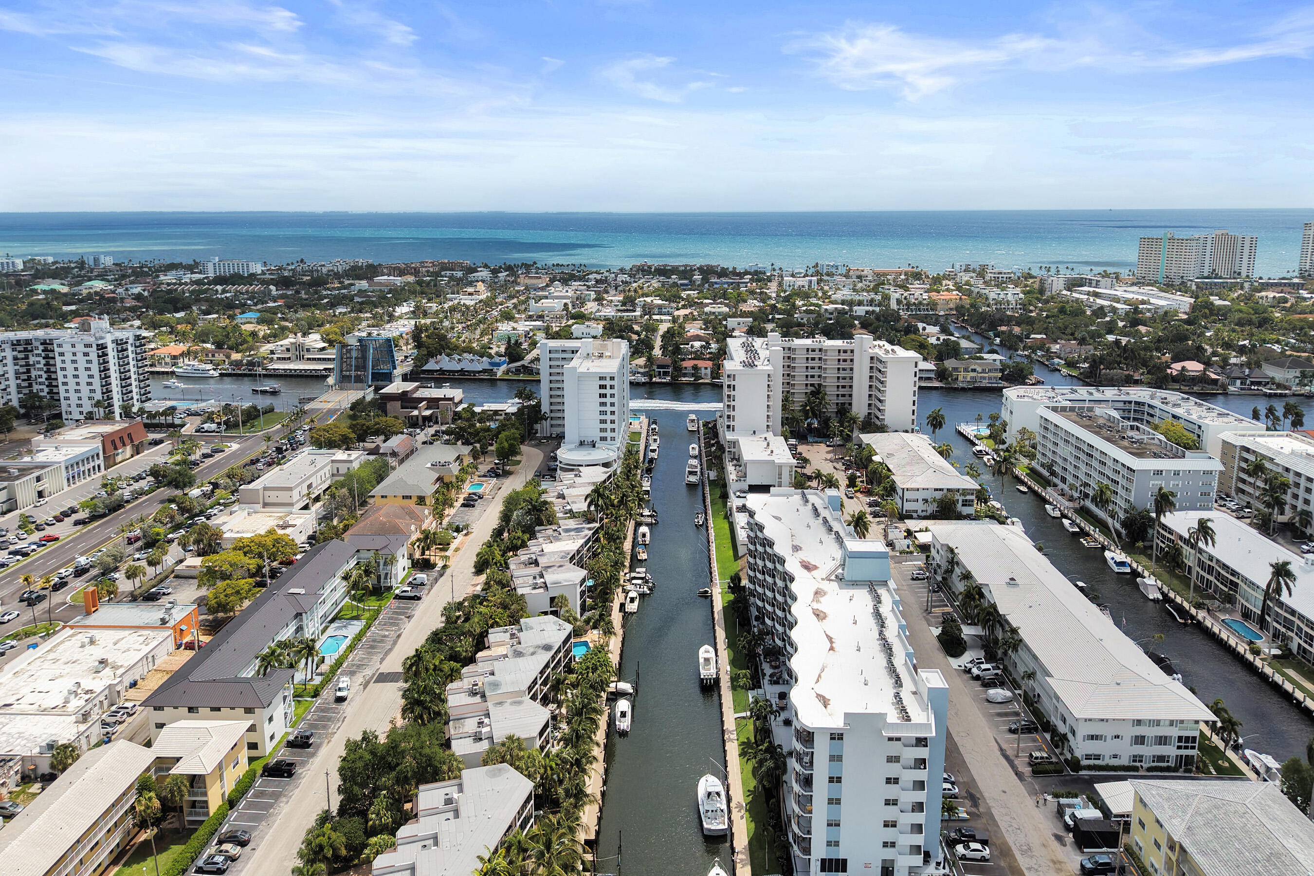 3051 NE 48th #702 Fort Lauderdale, FL 33308