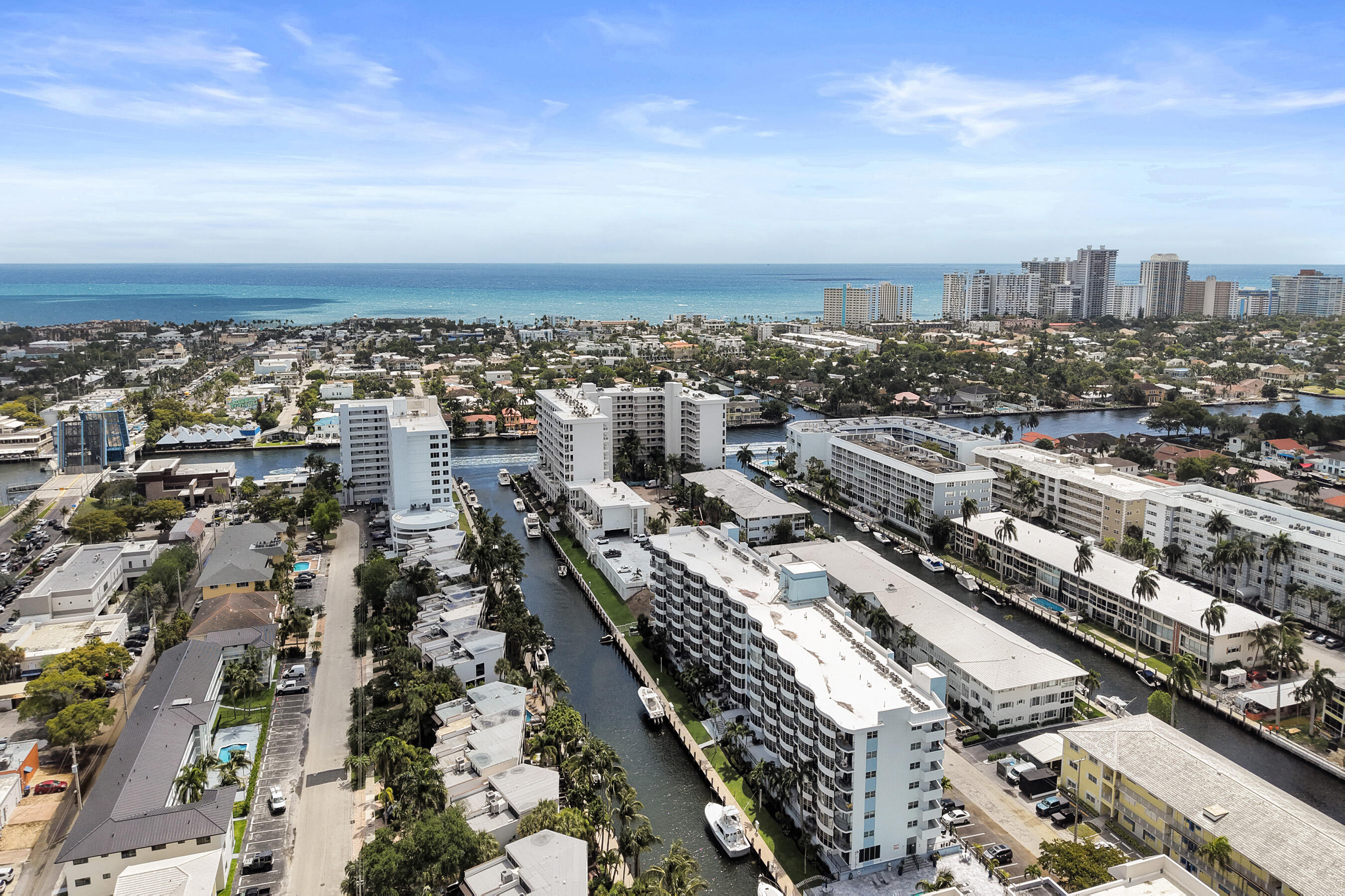 3051 NE 48th #702 Fort Lauderdale, FL 33308