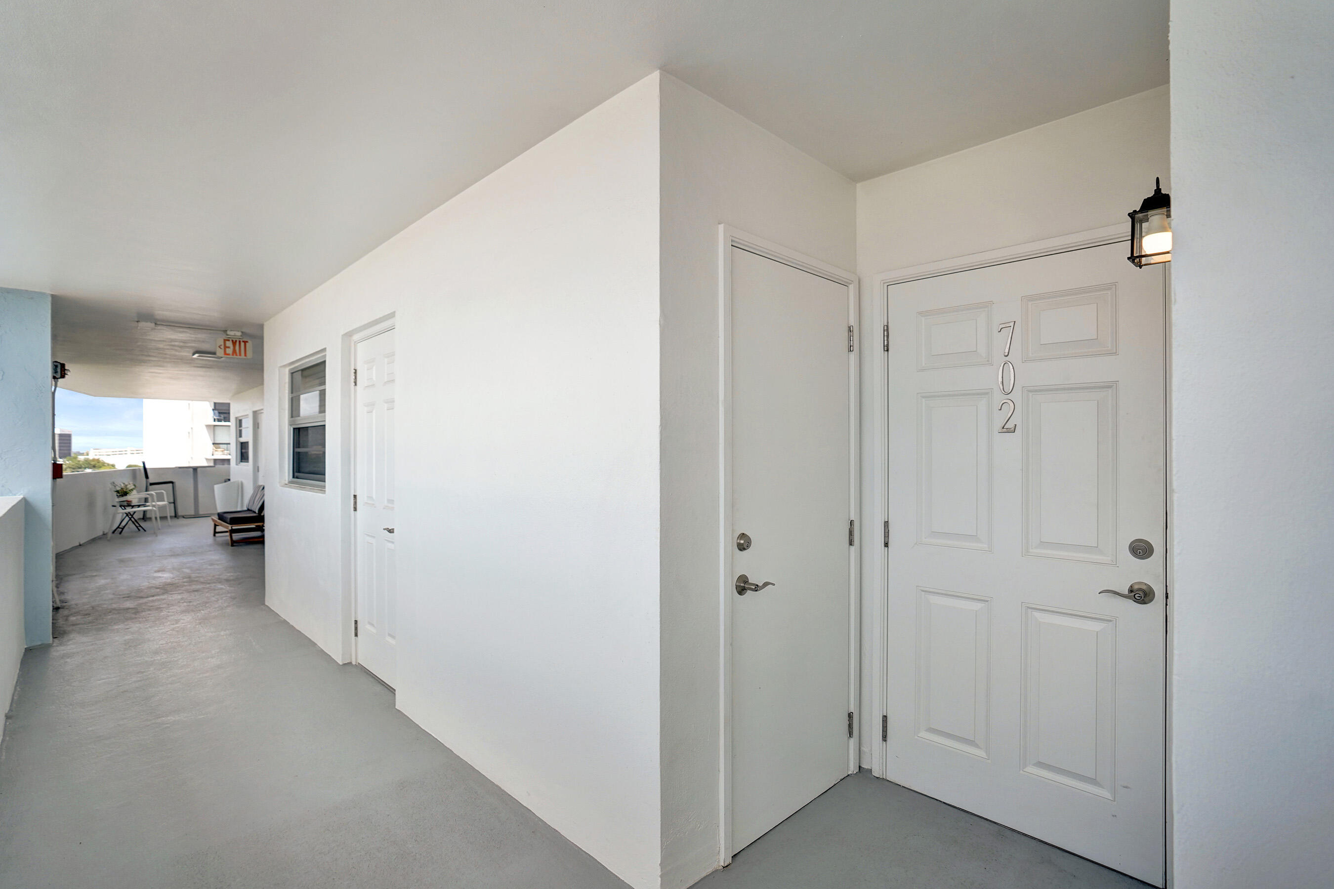 3051 NE 48th #702 Fort Lauderdale, FL 33308
