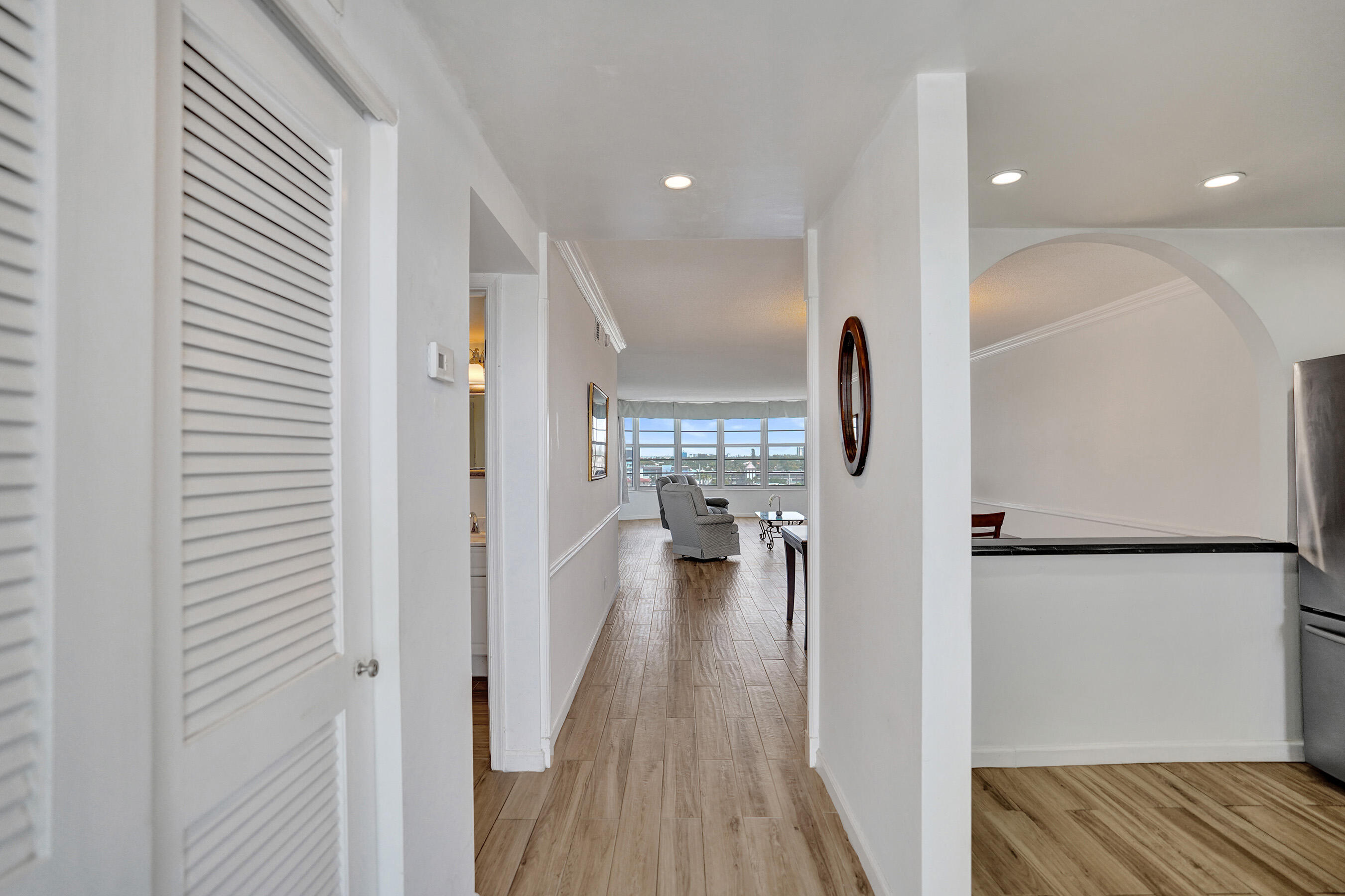 3051 NE 48th #702 Fort Lauderdale, FL 33308