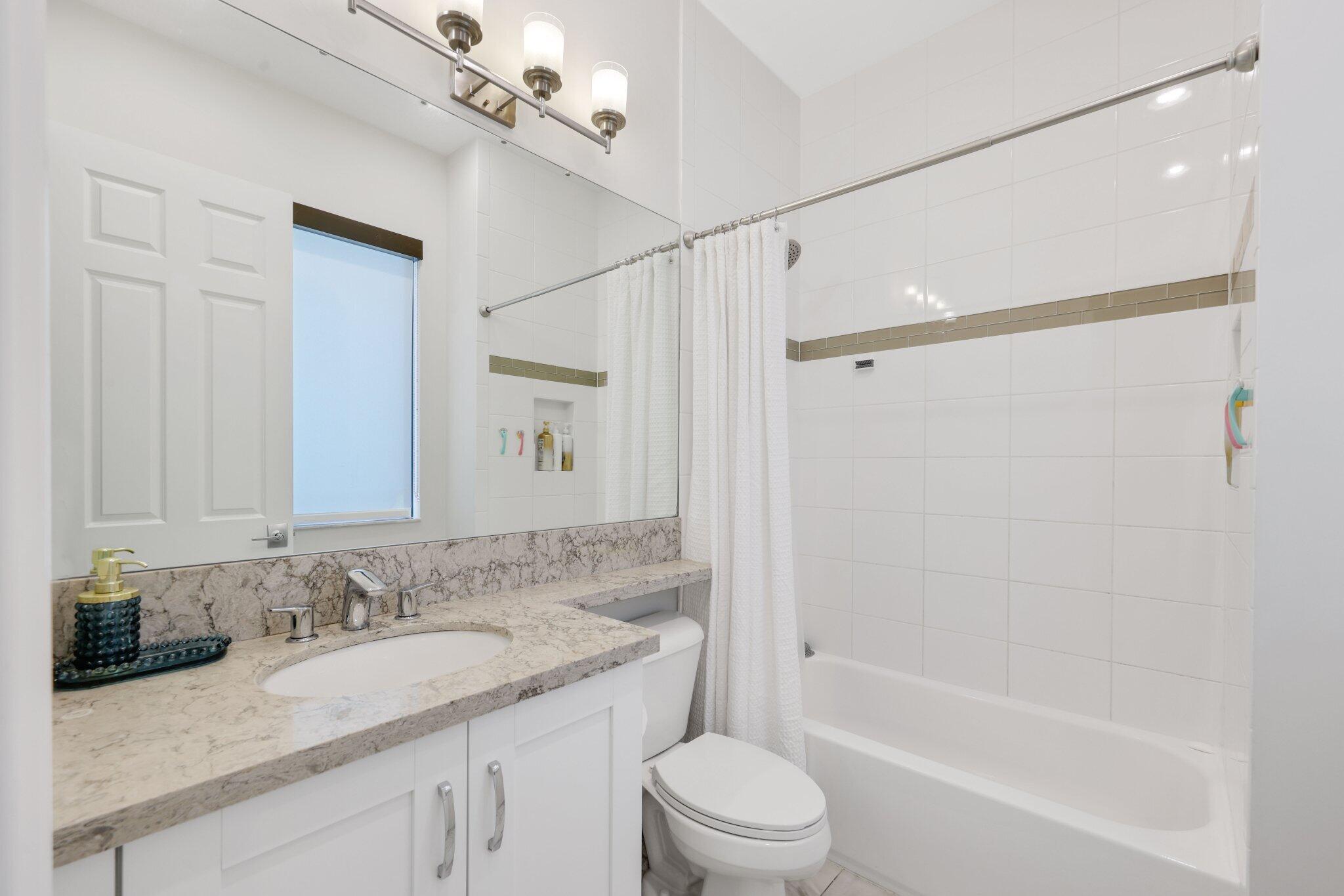 9275 Biaggio Boca Raton, FL 33496