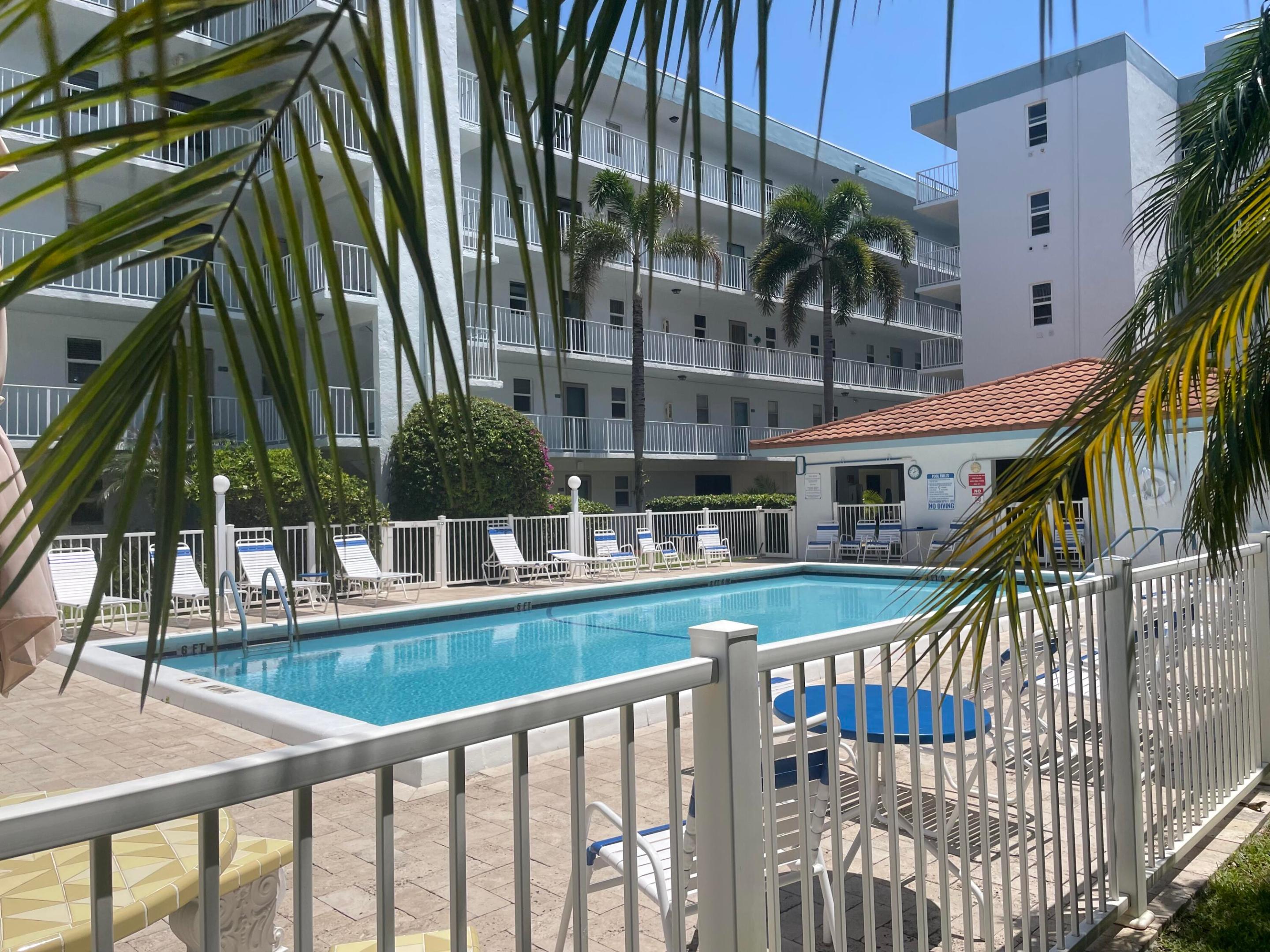 4629 Poinciana #317
