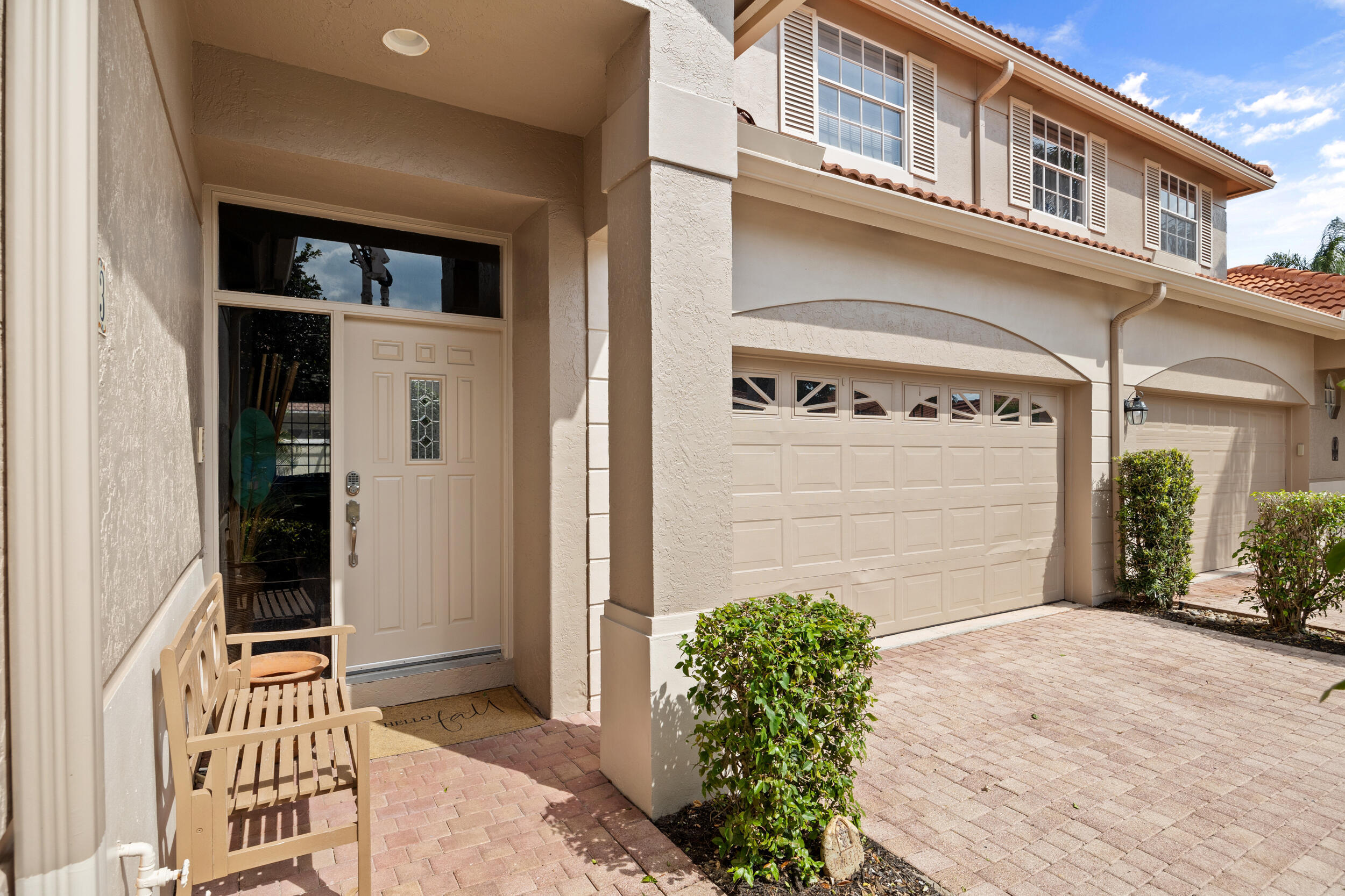 33 Monterey Pointe
