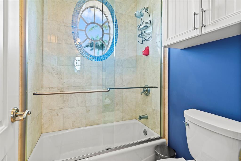 4431 NE 24th Lighthouse Point, FL 33064